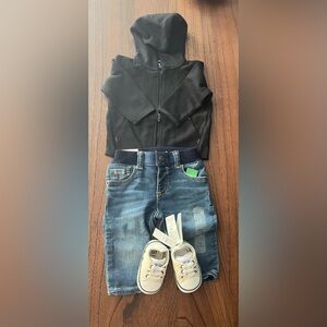 3 to 6 month baby gap outfit Bundle new with tags.